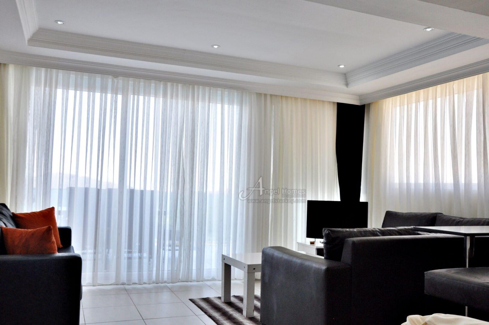 furnished 2-bed apartment