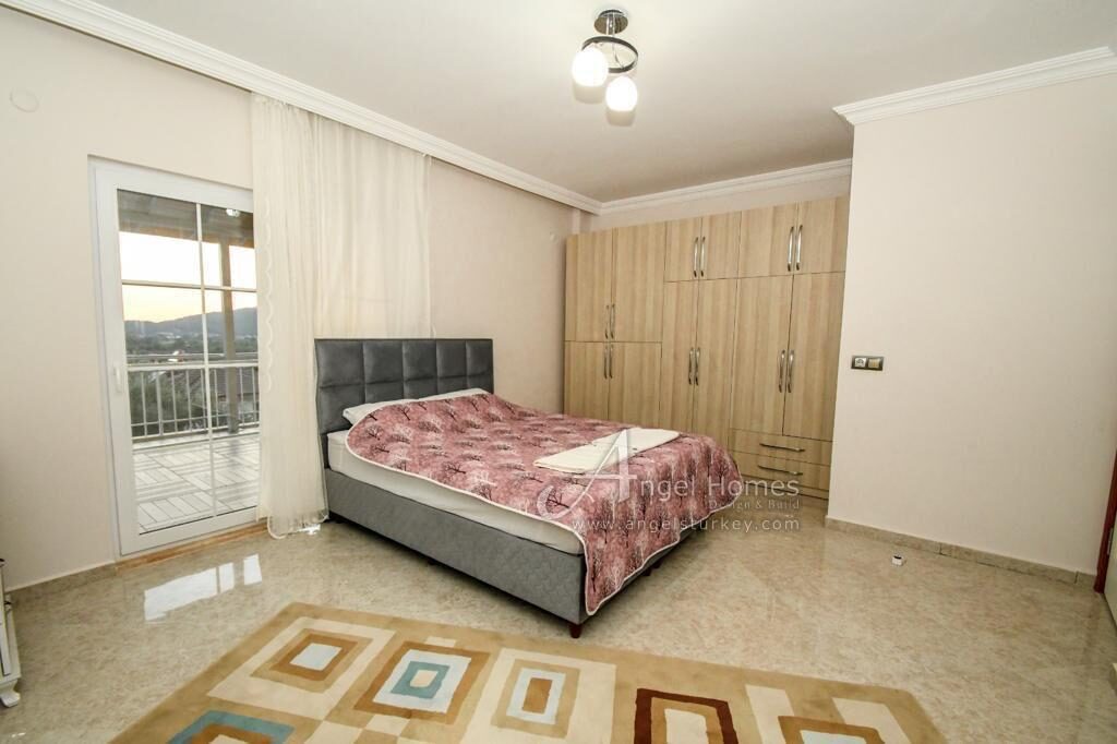 5-bed villa in Uzumlu