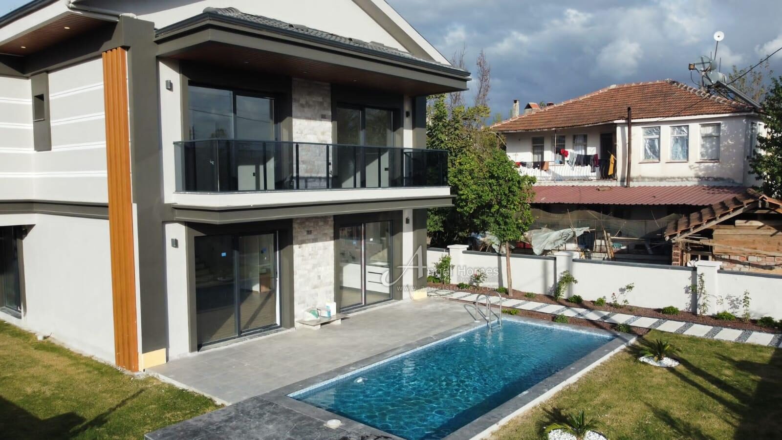 villa for sale in Seydikemer